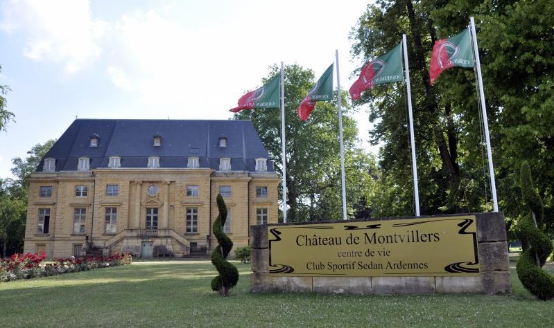LUN@LAR@P30@ChateauMontvi_2.jpg